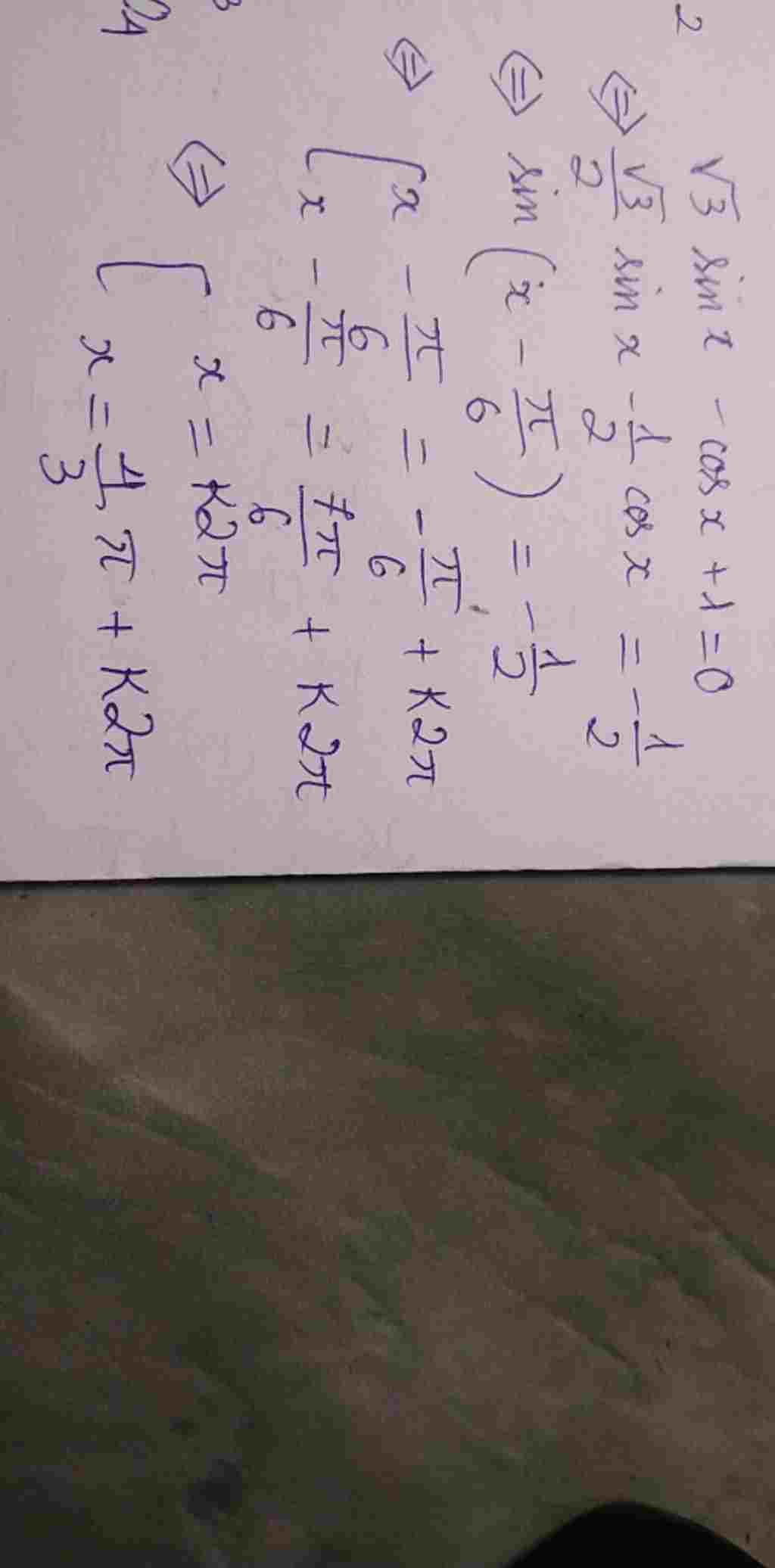 toan-lop-11-can3-sin-cos-1-0-giai-giup-minh-voi