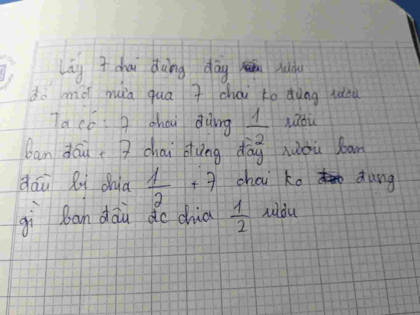 toan-lop-3-co-7-can-dung-day-ruou-7-can-dung-mot-nua-va-7-can-khong-nho-ban-chia-deu-cho-nguoi-s