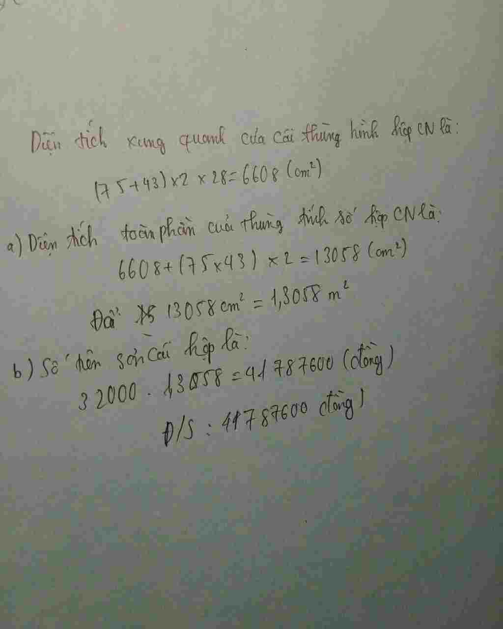 toan-lop-5-nguoi-ta-son-toan-bo-mat-ngoai-va-trong-cua-mot-cai-thung-hinh-hop-chu-nhat-co-chieu