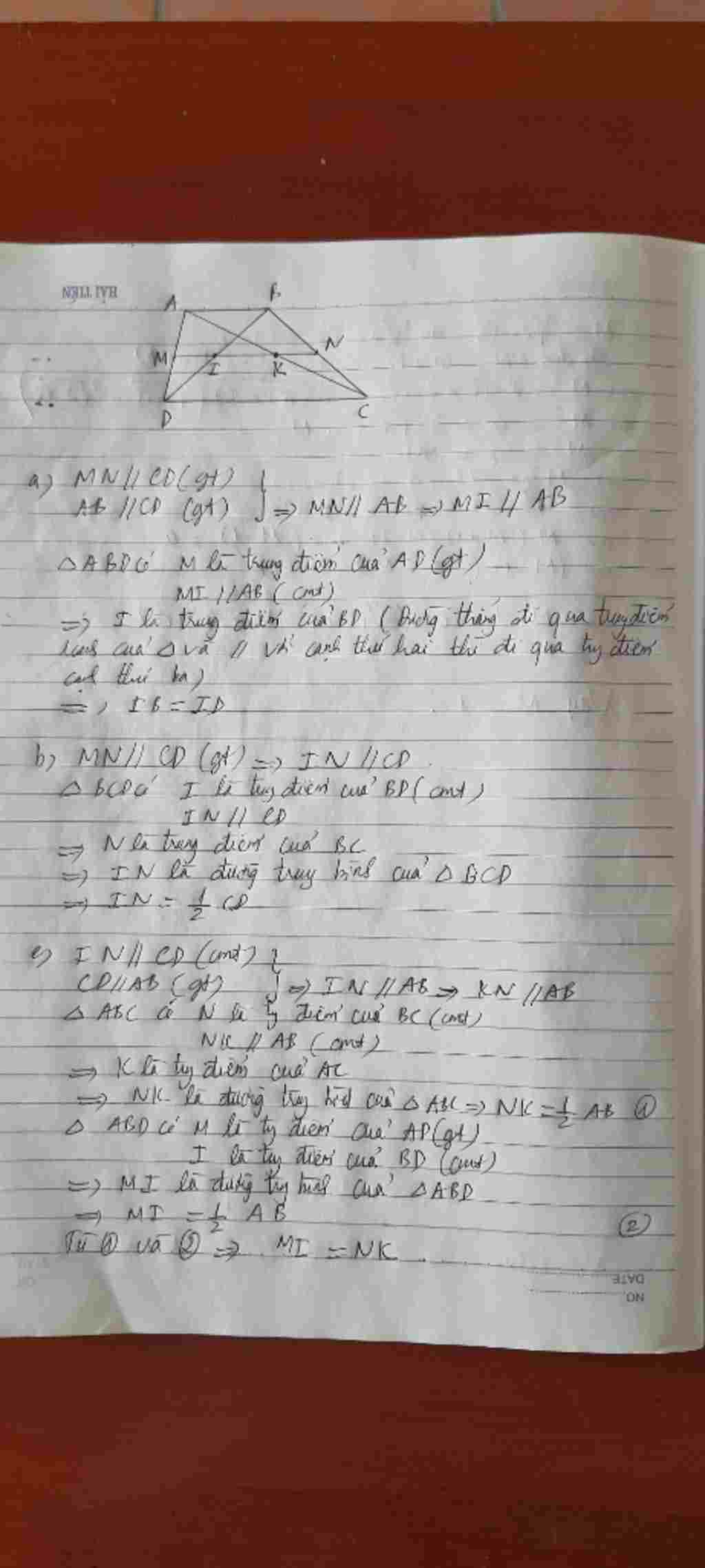 toan-lop-8-bai-6-cho-hinh-thang-abcd-ab-cd-goi-m-la-trung-diem-cua-ad-qua-m-ke-duong-thang-song