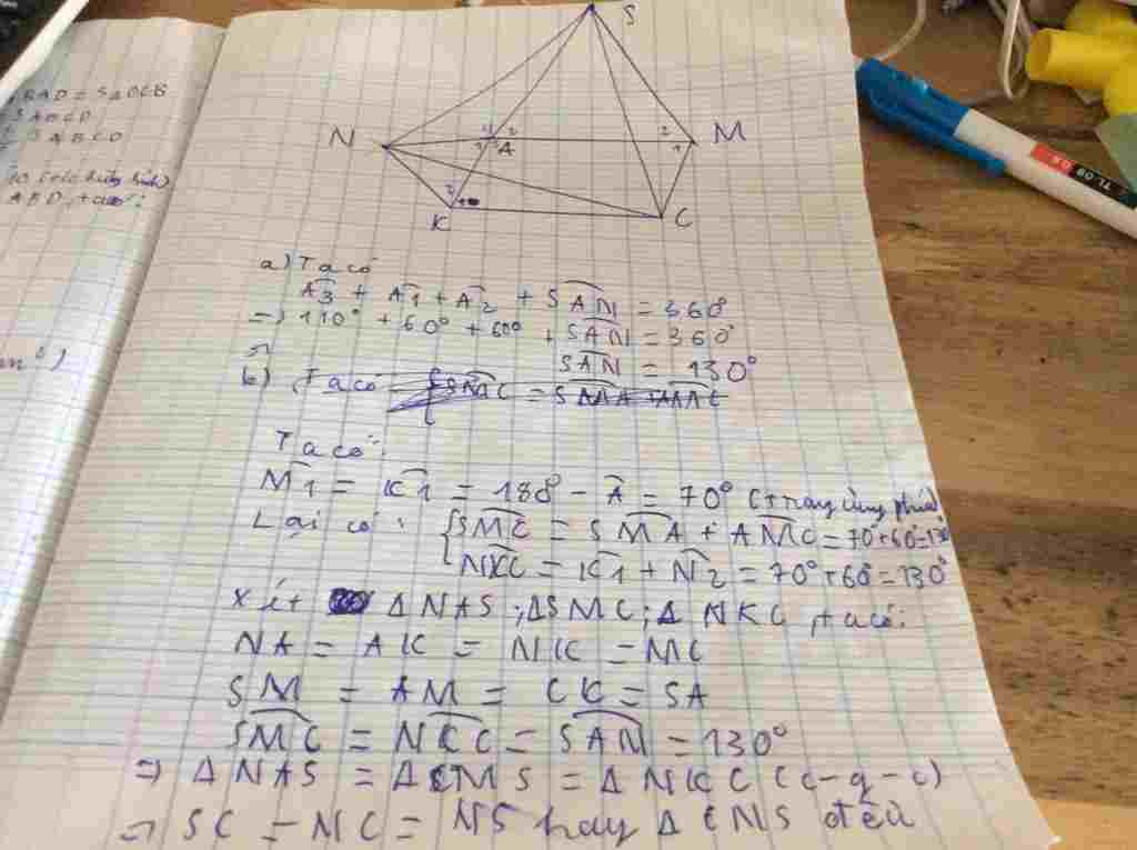toan-lop-8-cho-hinh-binh-hanh-amck-co-goc-a-110-ben-ngoai-hinh-binh-hanh-ve-tam-giac-deu-mas-ank
