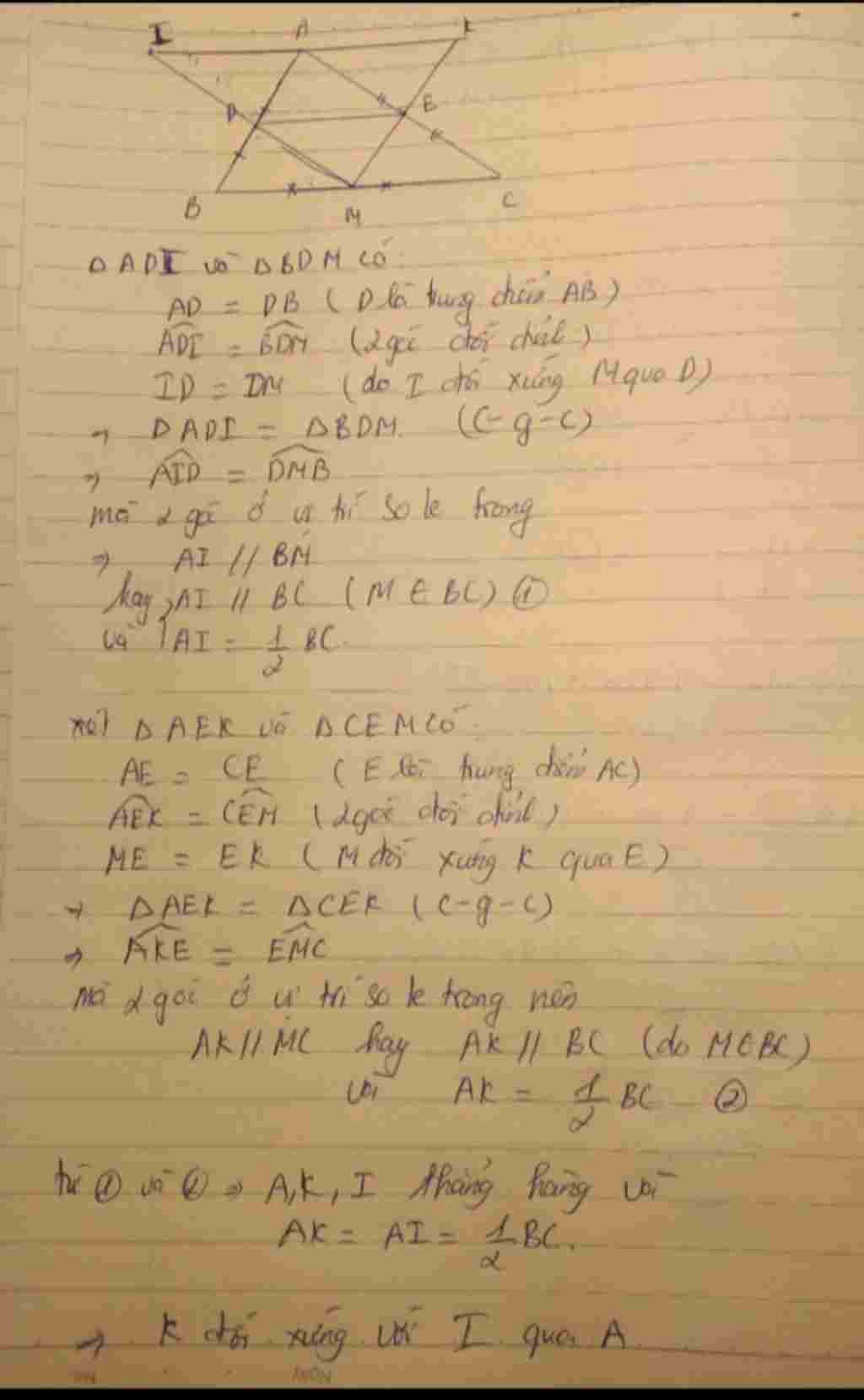 toan-lop-8-cho-tam-giac-abc-goi-m-d-e-theo-thu-tu-la-trung-diem-cua-bc-ab-ac-goi-i-la-diem-doi-u