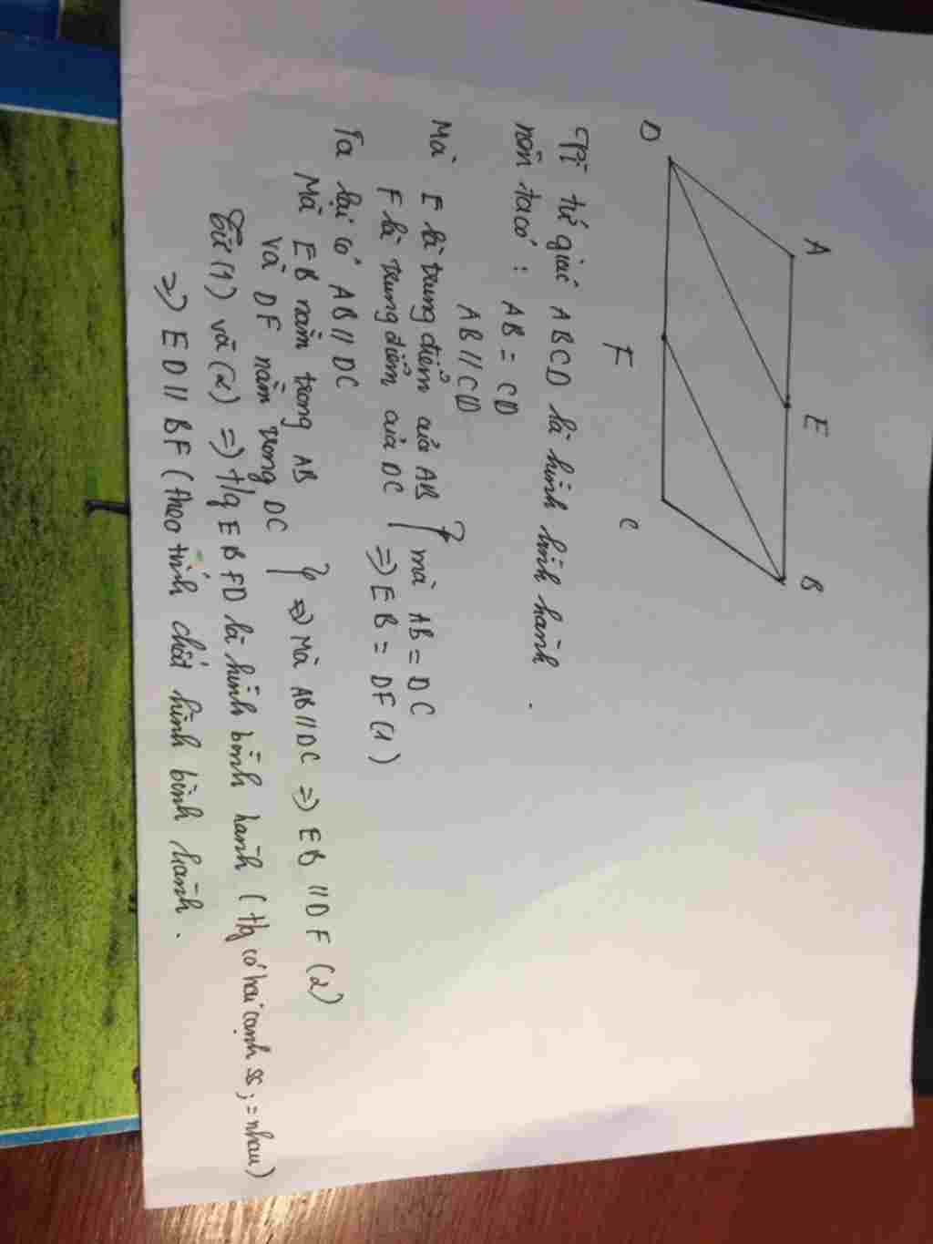 toan-lop-8-goi-e-f-lan-luot-la-trung-diem-ab-va-cd-cua-hinh-binh-hanh-abcd-chung-minhde-song-son